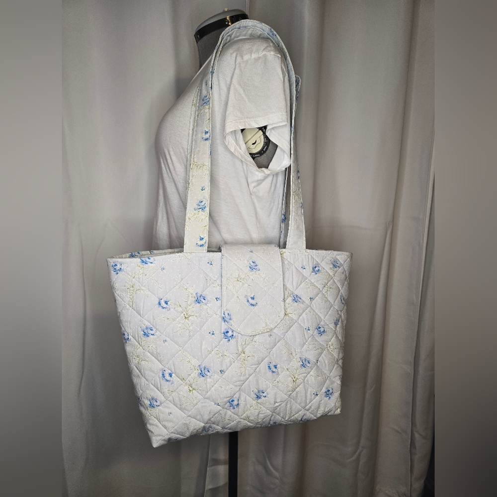 Floral Quilted Tote Bag - Blue and White